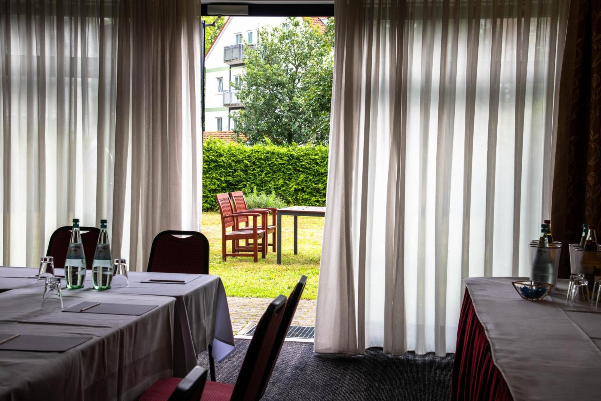 Western Premier Airporthotel Berlin Hotel